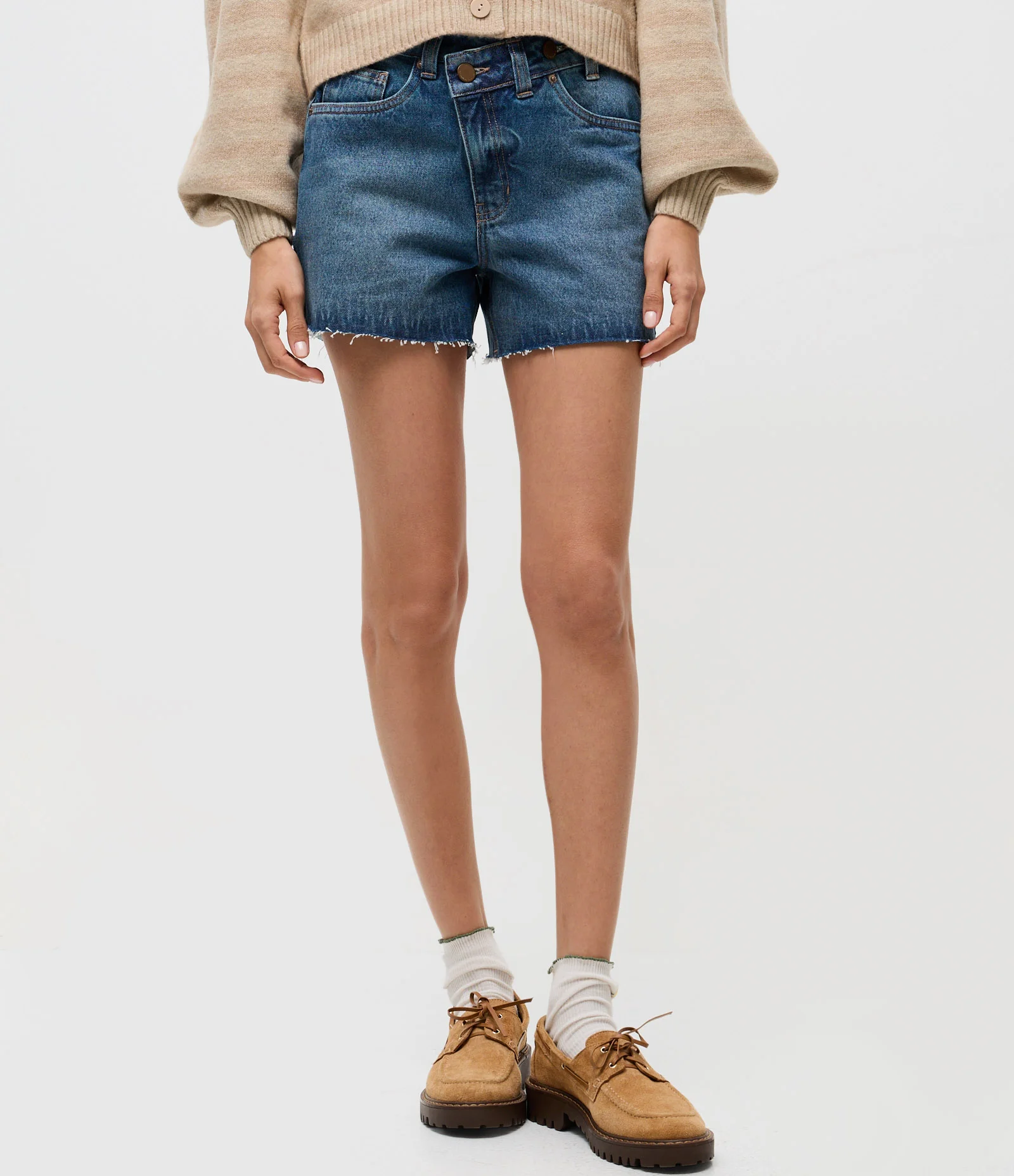 Short Midi em Jeans com Cintura Média Azul 2