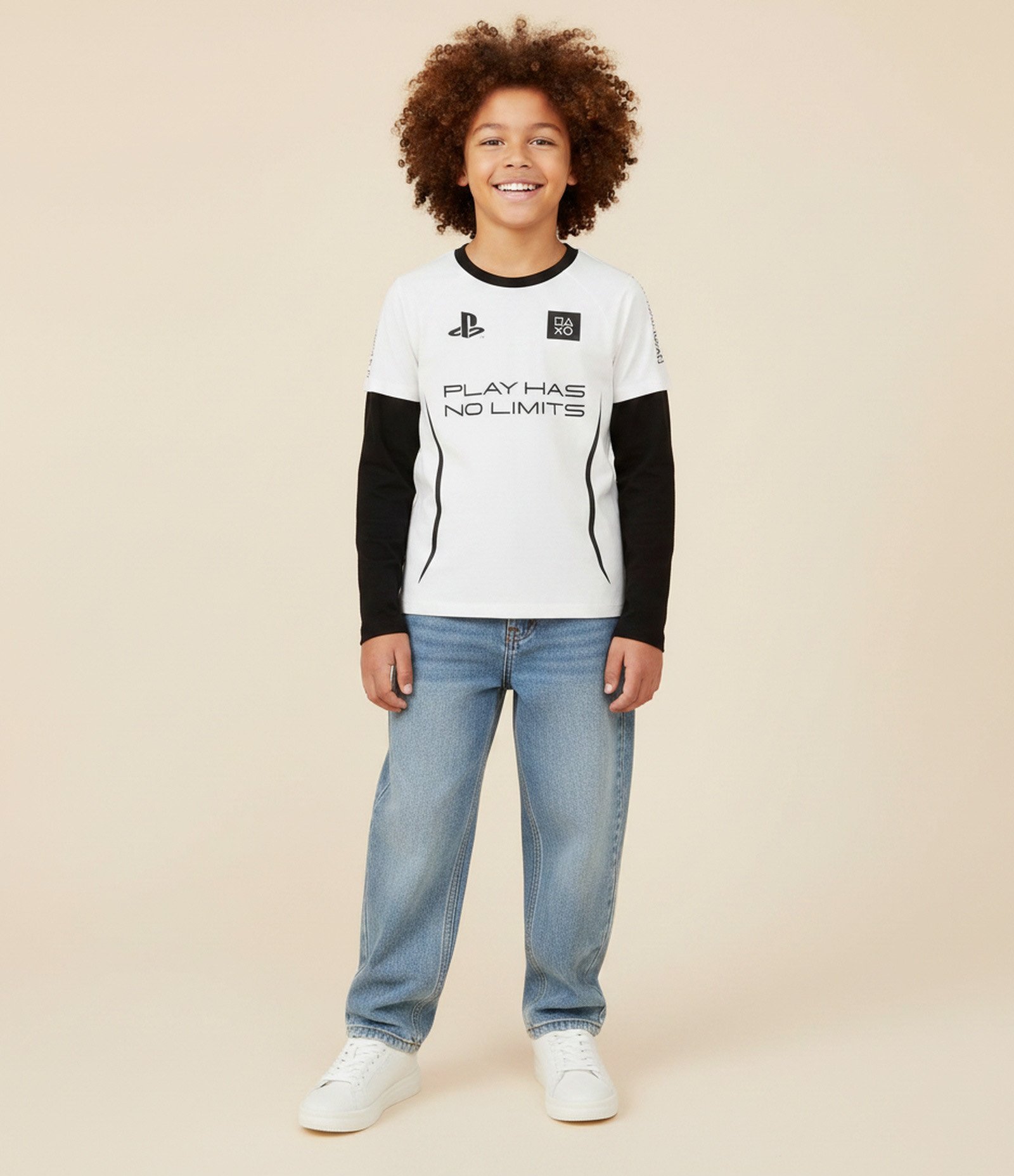 Camiseta Infantil Playstation com Manga Sobreposta – Tam 5 a 14 Anos Branco/Preto 1