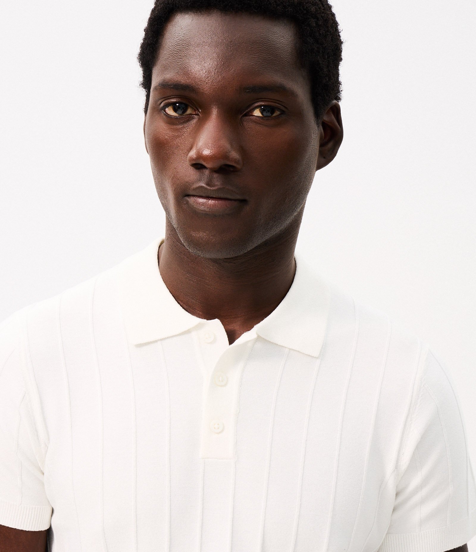 Camisa Polo em Tricô com Textura Vertical Branco 4