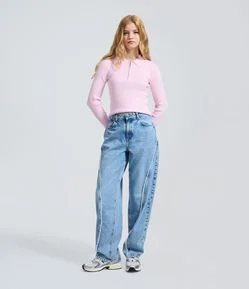 Calça Baggy em Jeans com Bordado Desfiado e Cintura Média