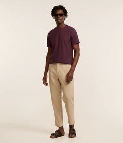 Camiseta Regular Básica com Textura Colmeia