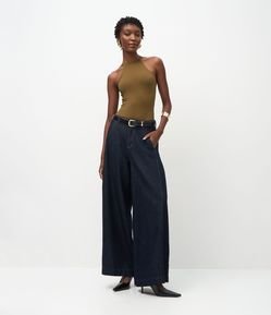 Body em Poliamida com Decote Halter