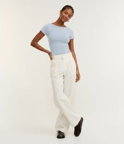 Blusa Manga Curta com Decote Canoa
