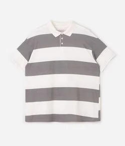 Camiseta Oversized Listrada com Gola Polo Curve & Plus Size