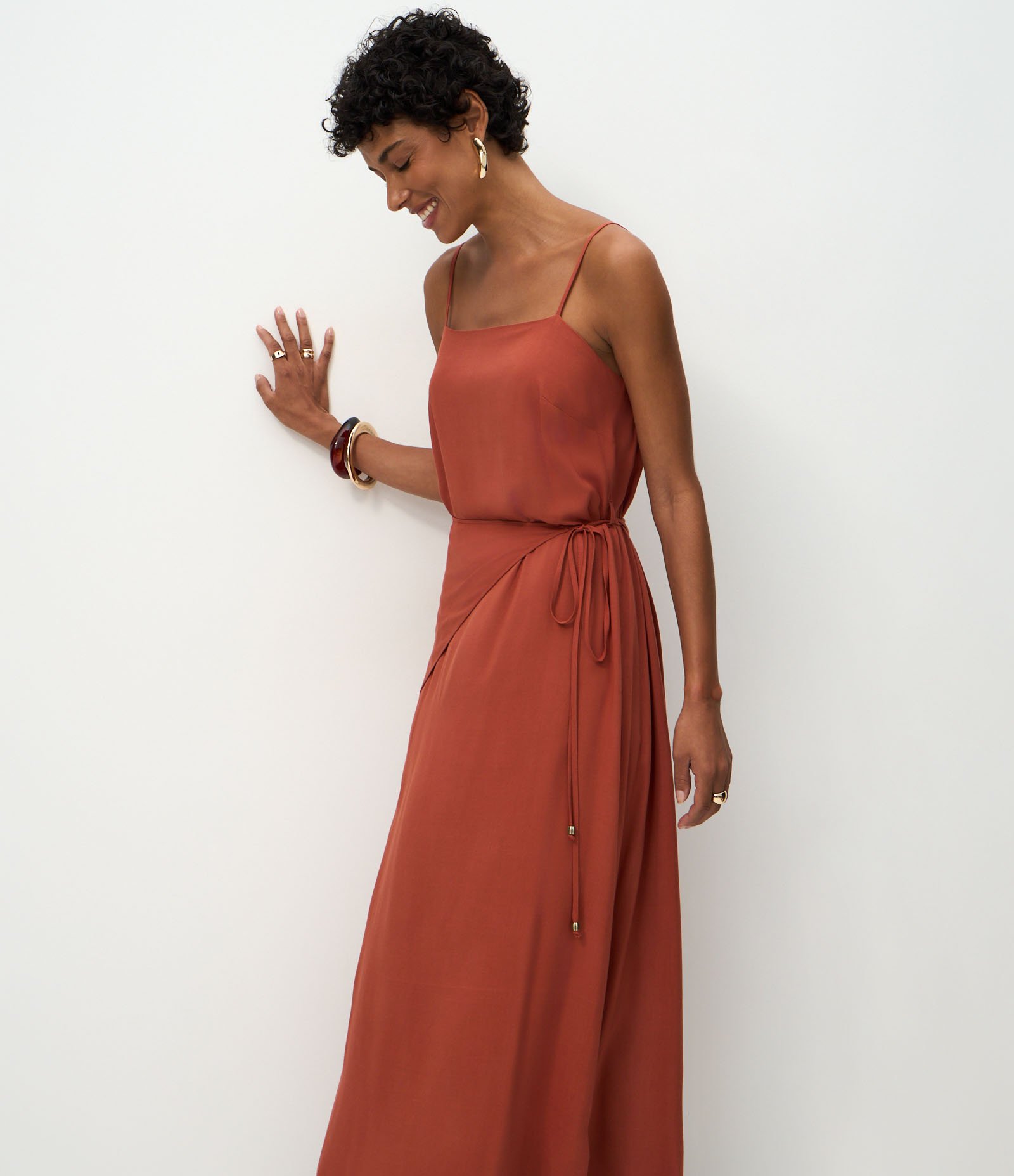 Vestido Longo Maquinetado com Lenço Removível Laranja 2