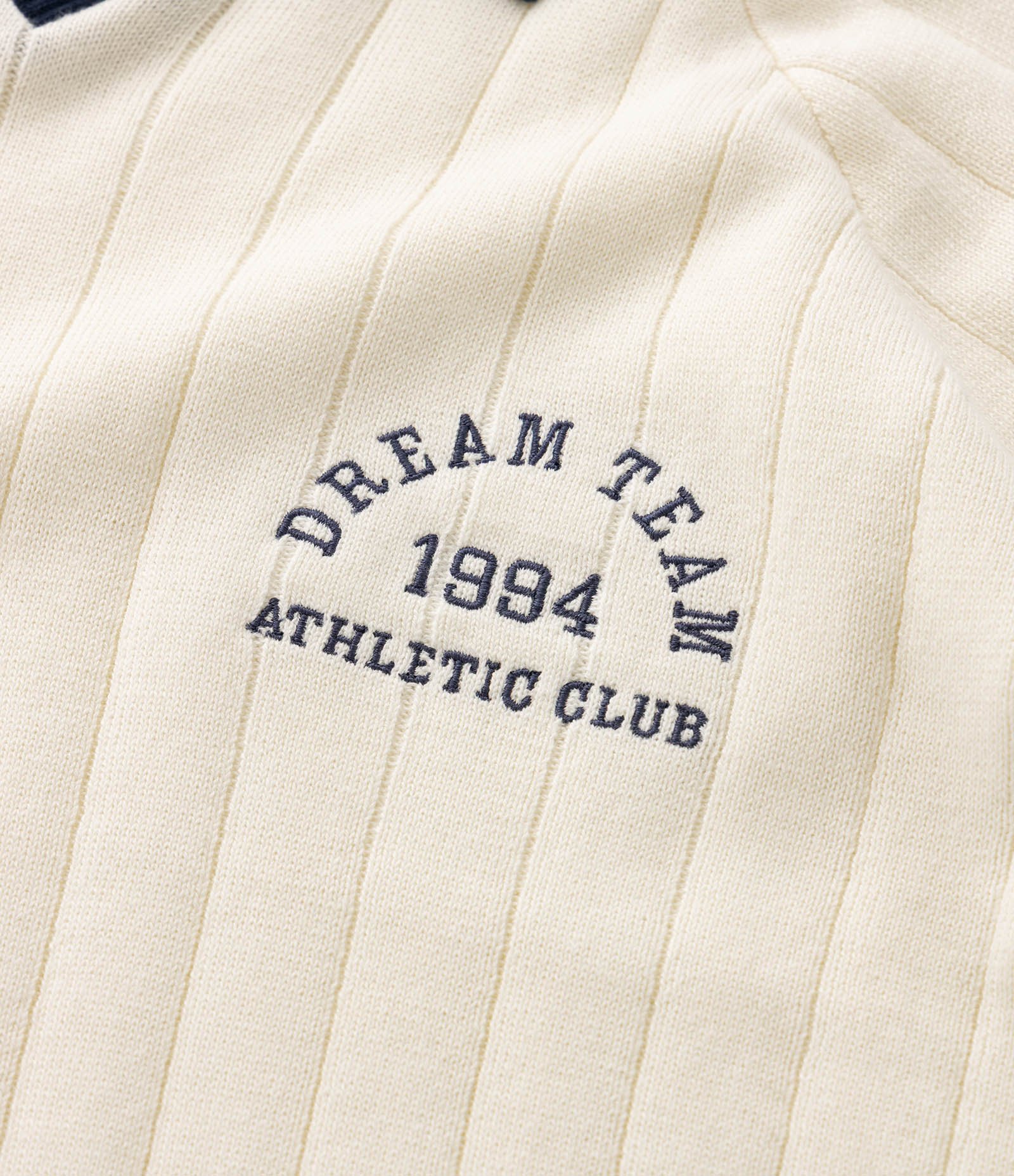 Camiseta Infantil Relaxed com Gola Polo e Lettering Localizado – Tam 5 a 14 Anos Off White 4