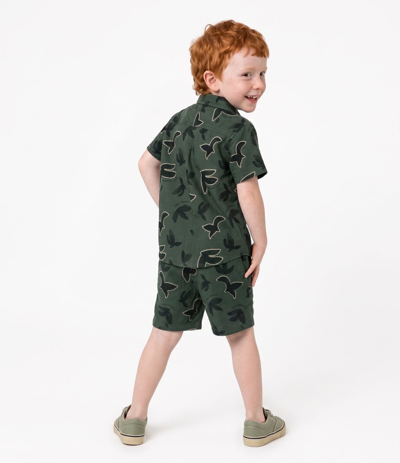 Bermuda Infantil Em Algodão Estampa Tropical- Tam 1 a 6 Anos Verde 3
