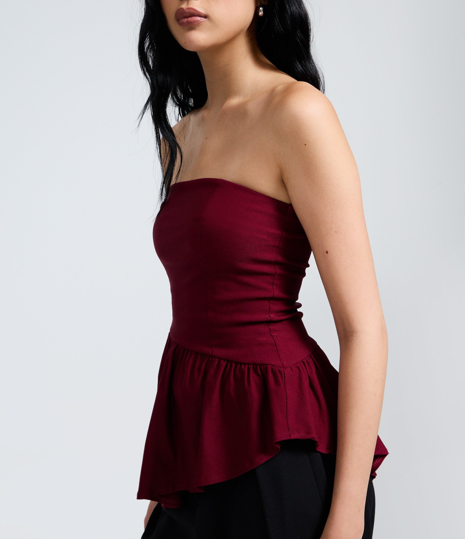 Blusa Peplum em Bengaline com Barra Assimétrica Vermelho 4
