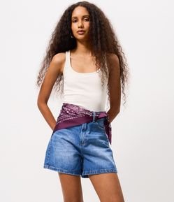 Short Jeans com Lenço Estampado na Cintura