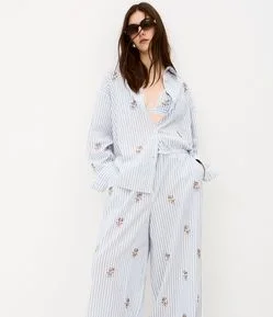 Camisa Oversized em Tricoline Listrado com Bordado de Beads
