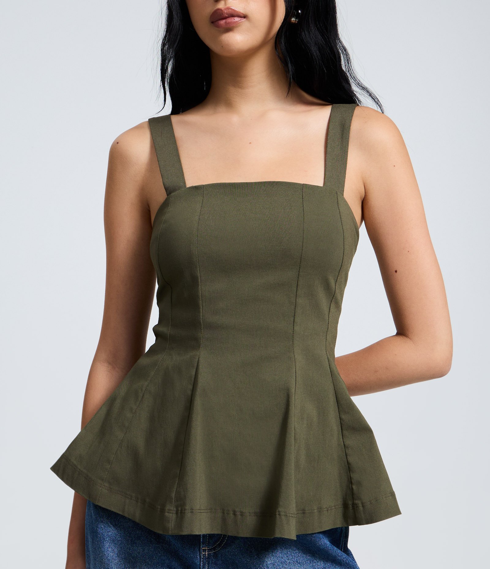 Blusa Peplum em Bengaline com Alça Larga Verde 3