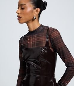 Blusa em Tule Xadrez com Mangas Drapeadas