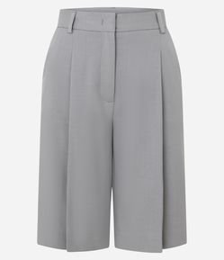 Bermuda Alfaiatada com Pregas Frontais