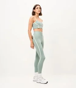 Calça Legging Esportiva em Microfibra com Detalhes Contrastantes
