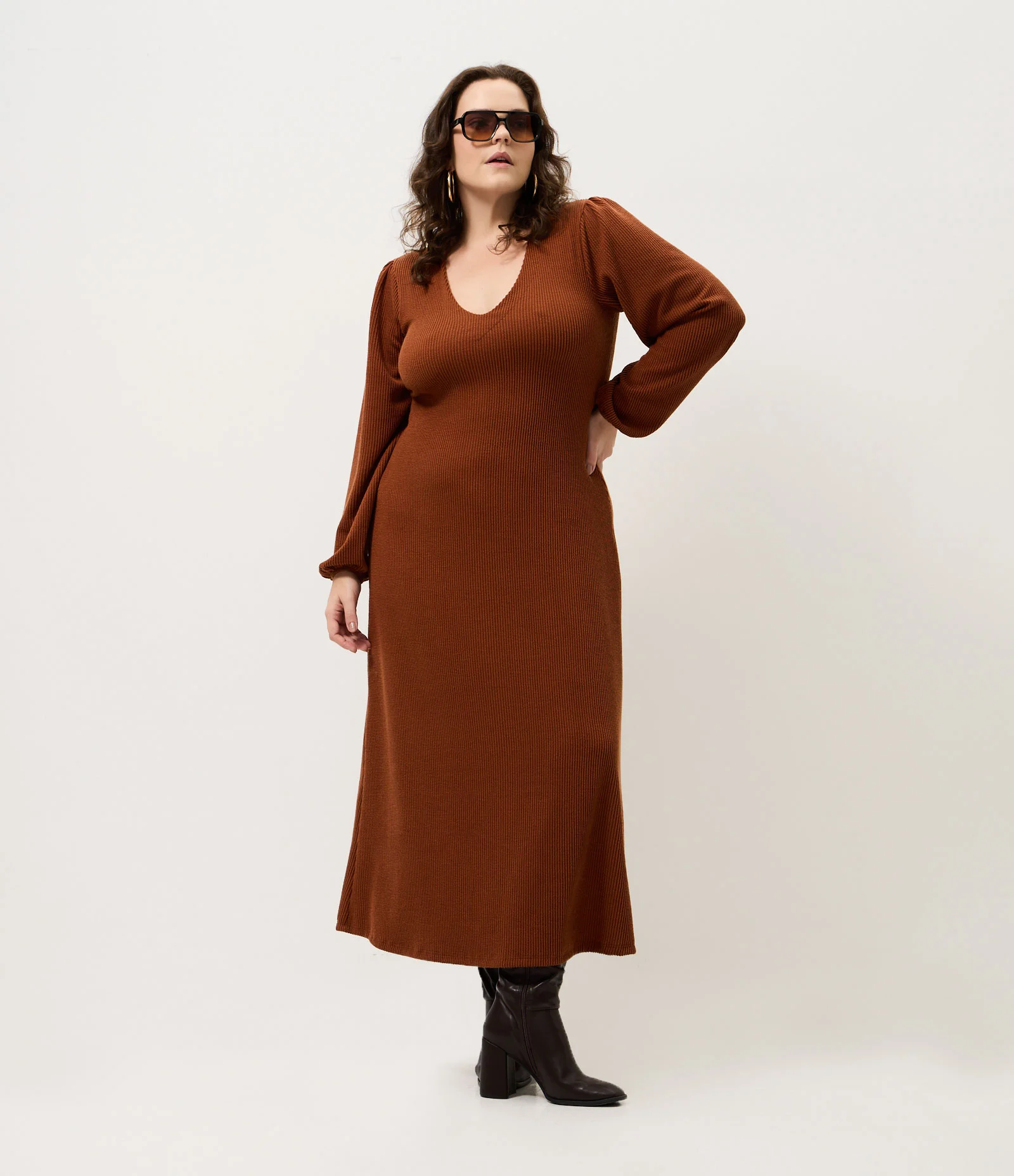 Vestido Midi Sorella com Manga Bufante Curve & Plus Size Marrom 1