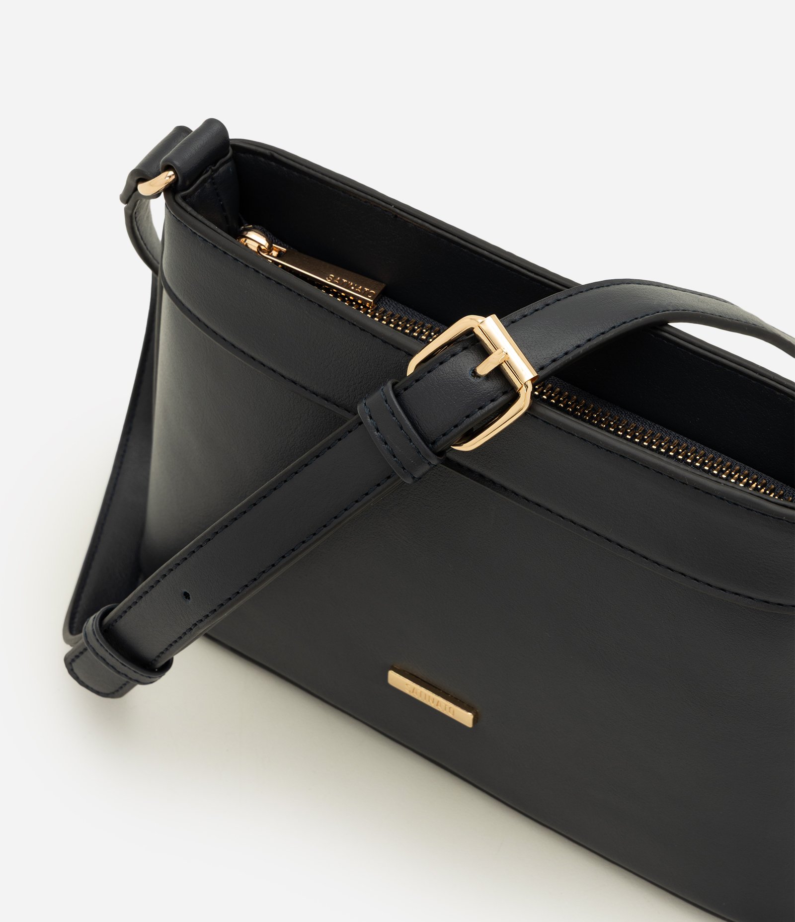 Bolsa Transversal Pequena com Alça Longa Azul Marinho 6