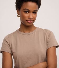 Blusa Slim Básica em Algodão Peruano com Gola Redonda