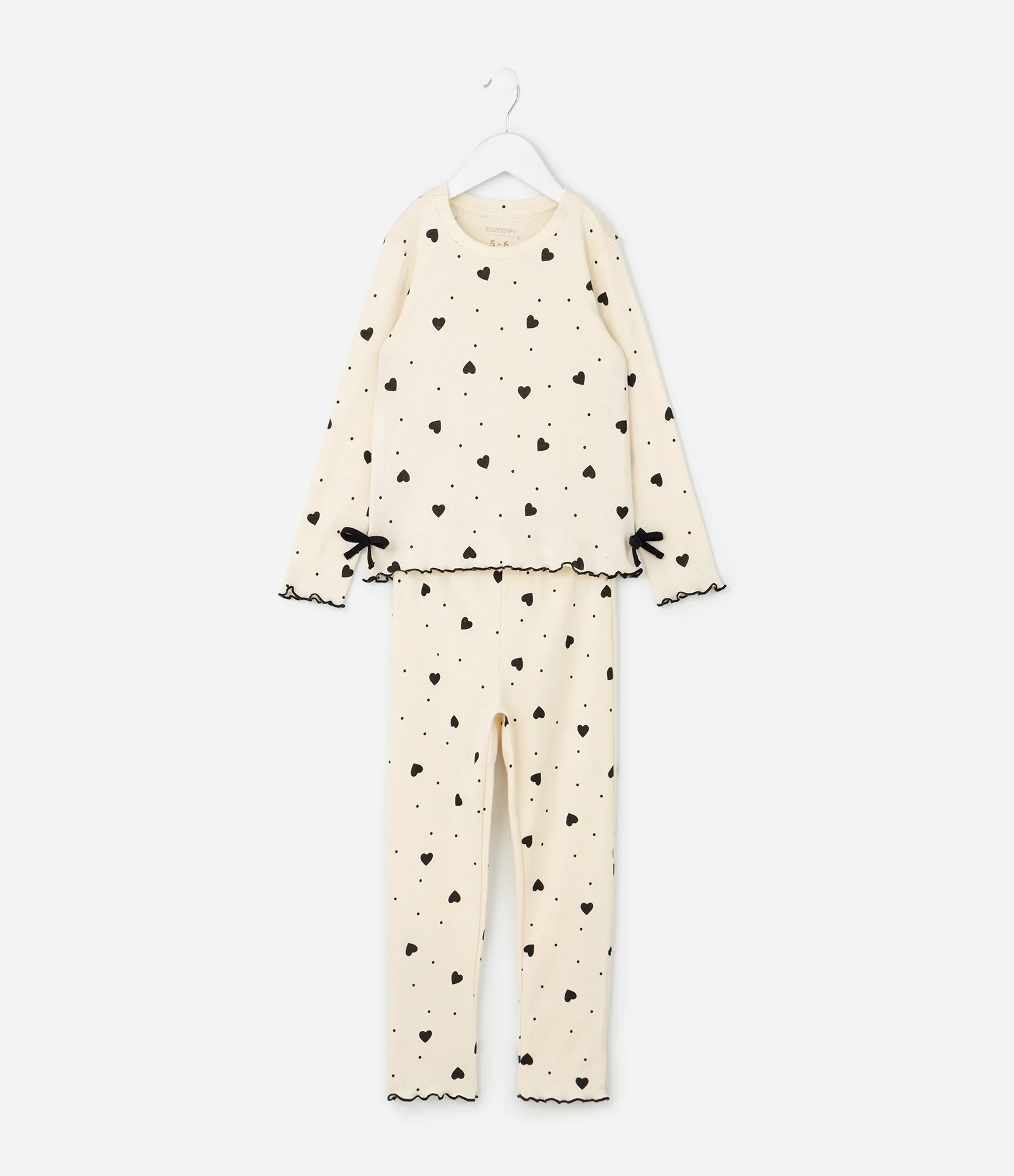 Pijama Infantil Longo com Estampa de Corações e Laços – Tam 2 a 14 Anos Off White 1