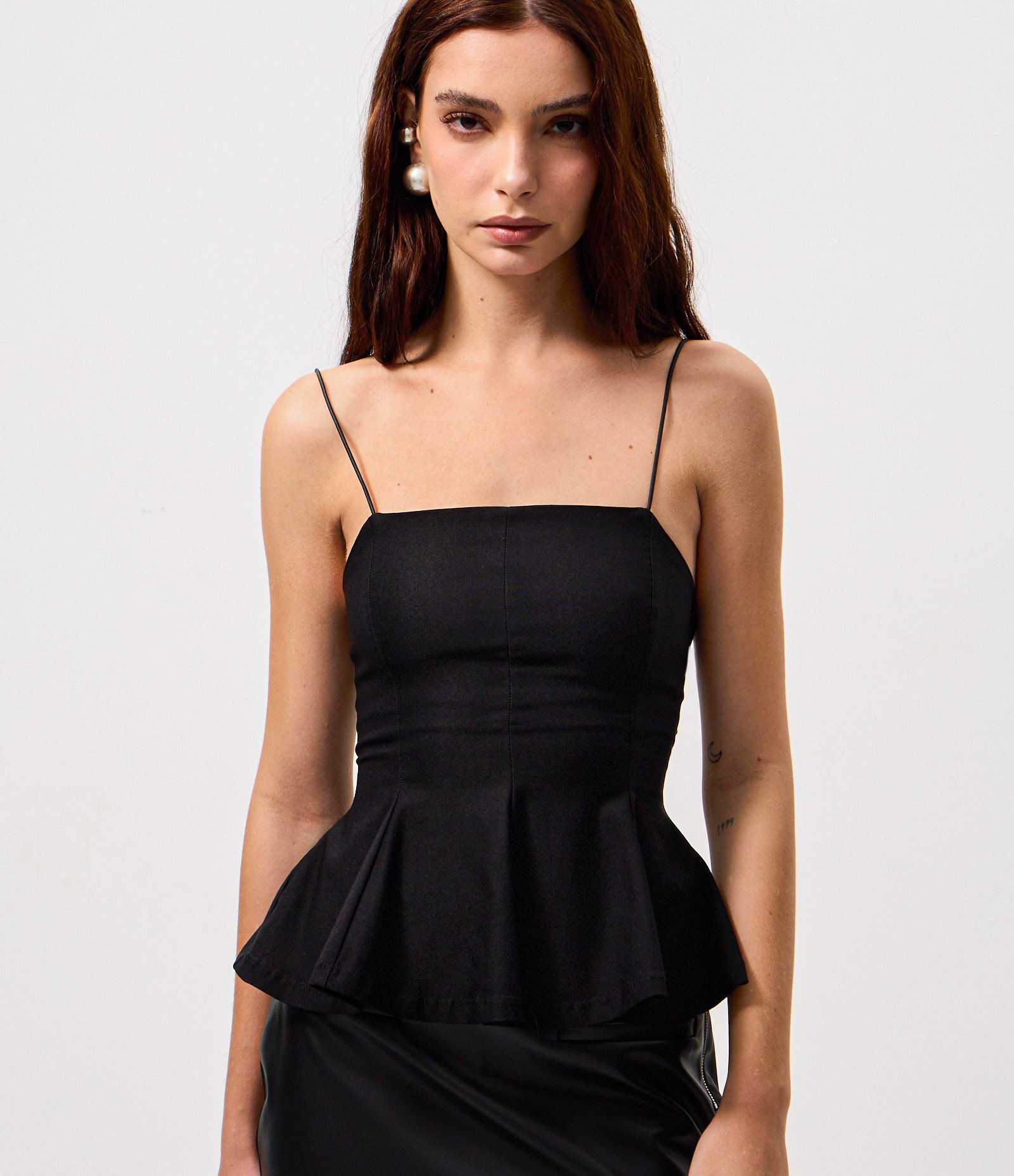 Blusa Peplum de Alcinha em Bengaline Preto 2