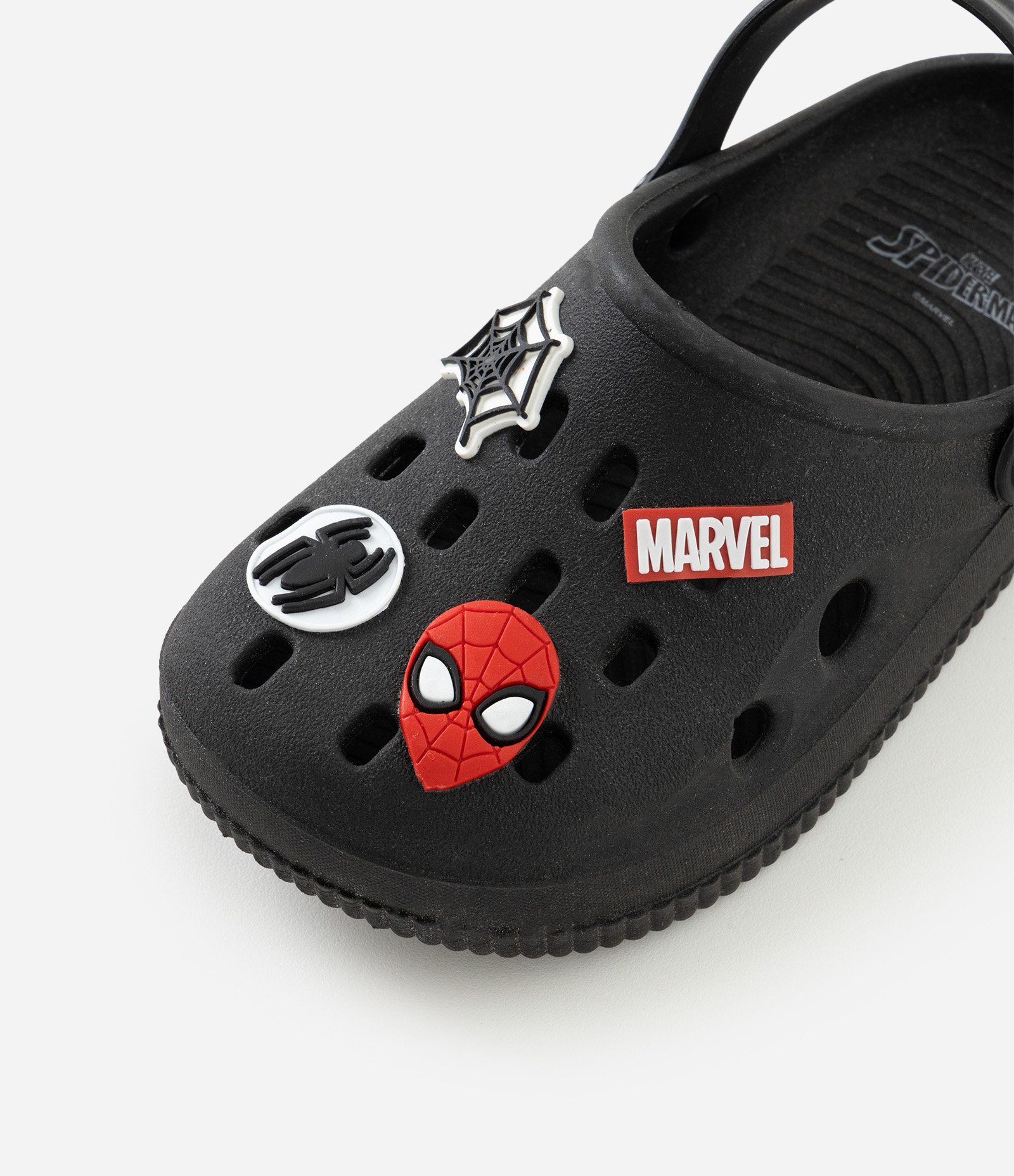Sandália Babuche Infantil com Pins Homem Aranha  – Tam 28 a 35 Preto 5