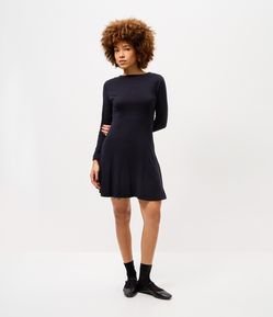 Vestido Curto em Ponto Roma Manga Longa