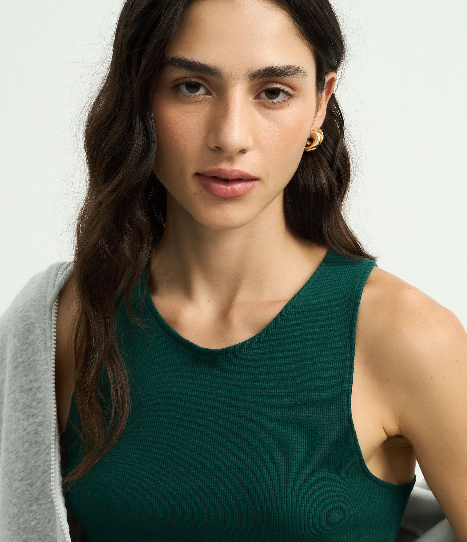 Blusa Cropped sem Manga em Algodão com Textura Canelada Verde Escuro 3