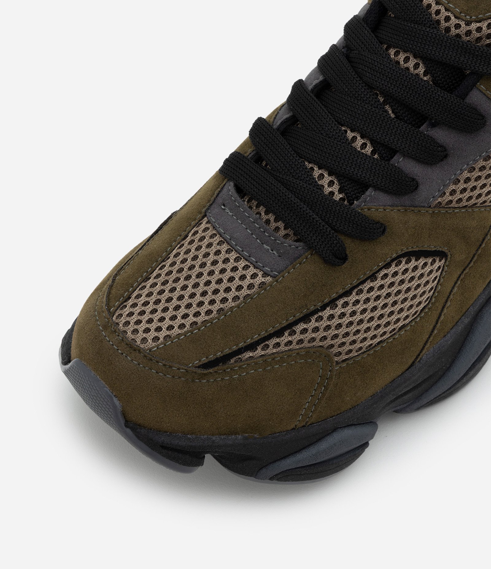 Tênis Dad Sneaker em PU com Recortes e Solado Alto Verde 5