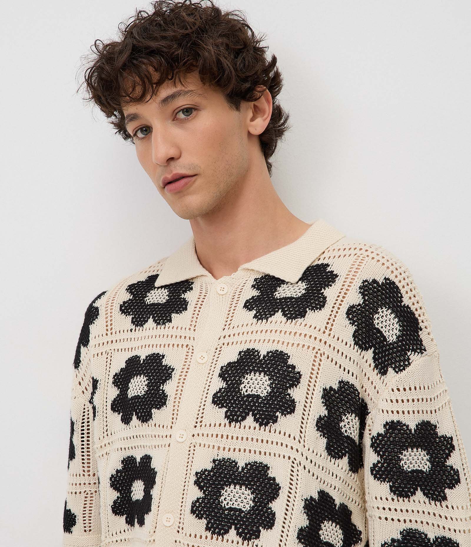 Camisa Relaxed em Crochê com Estampa Floral Contrastante Off White 4