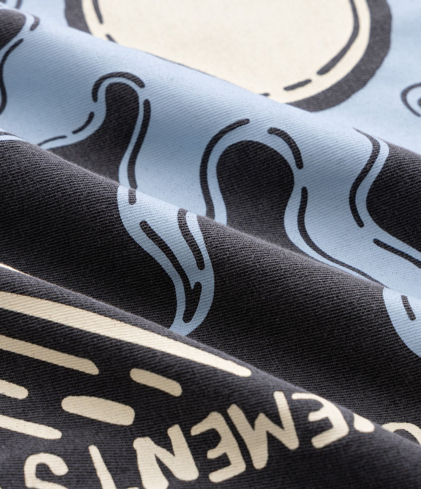 Camiseta Comfort em Algodão com Lettering e Estampa Estonada Preto 7