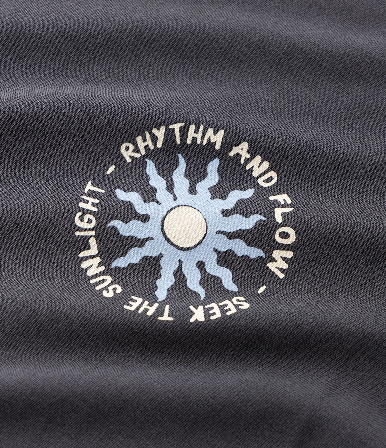 Camiseta Comfort em Algodão com Lettering e Estampa Estonada Preto 8