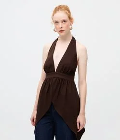 Blusa Frente Única com Barra Assimétrica