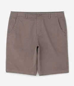 Bermuda em Sarja com Cós Passante e Bolsos