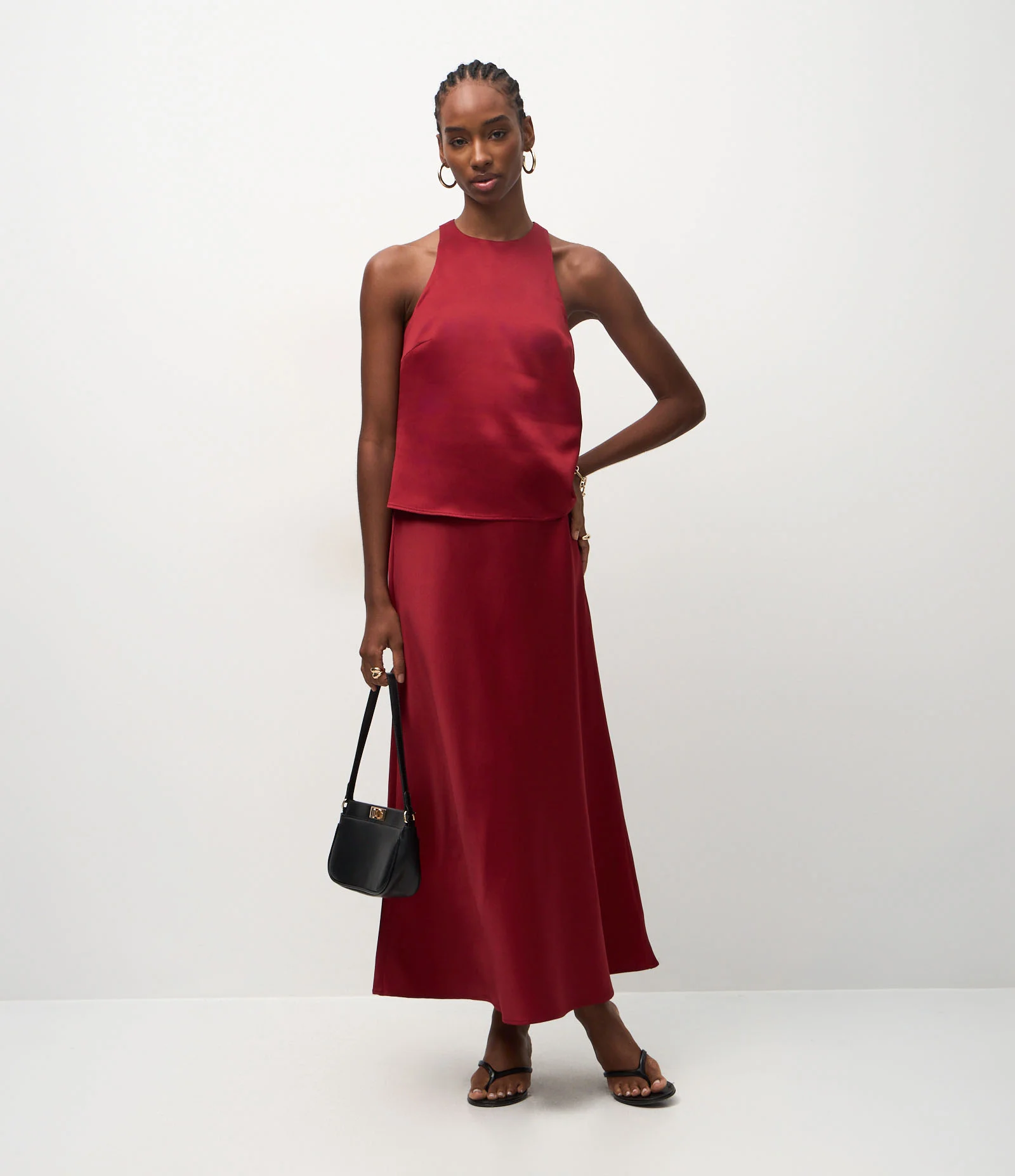 Blusa Acetinada com Decote Halter Vermelho 2