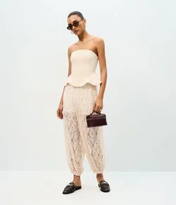 Calça Aladim em Renda Floral com Cós Elástico