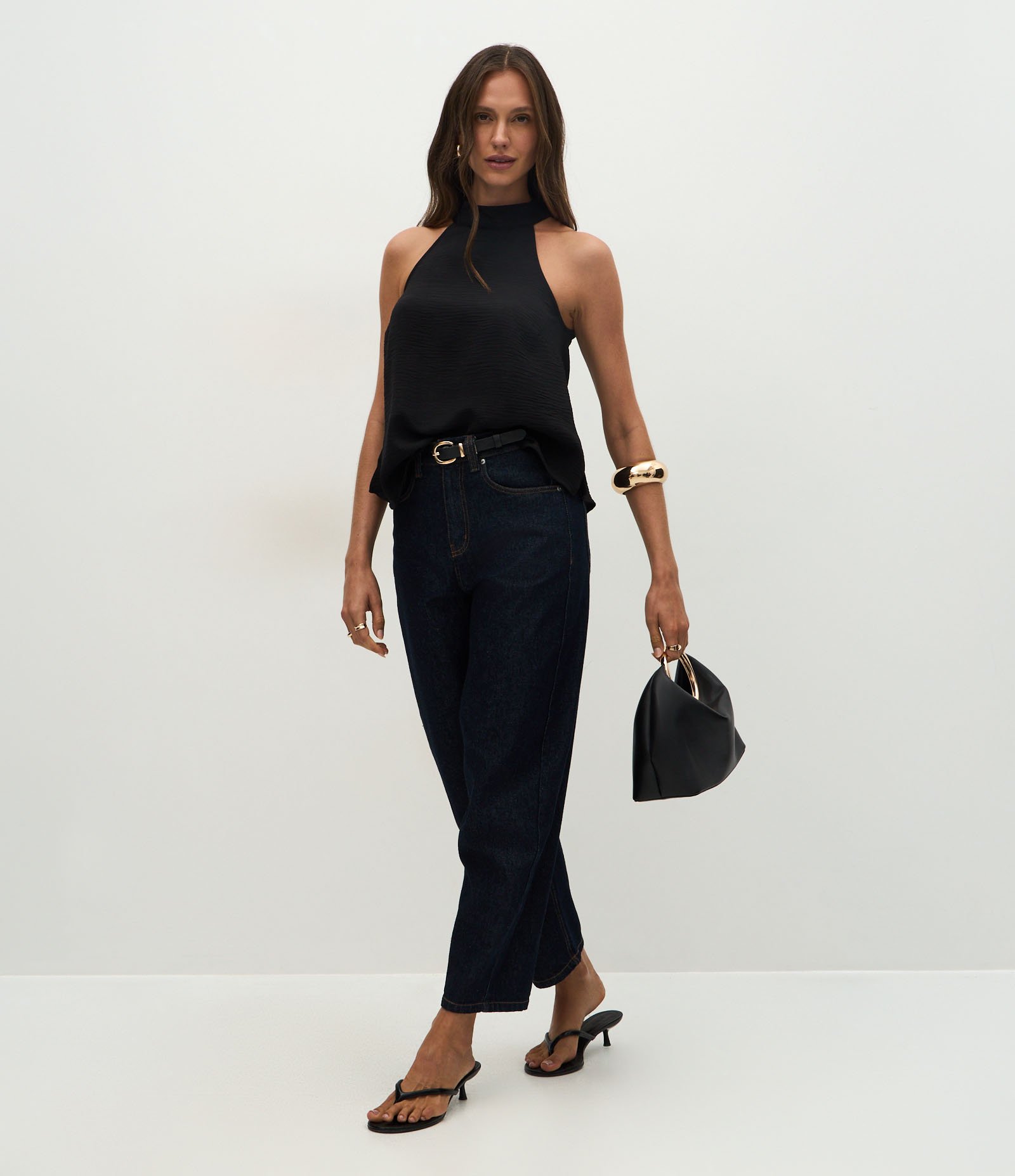 Blusa em Airflow com Gola Halter Preto 1