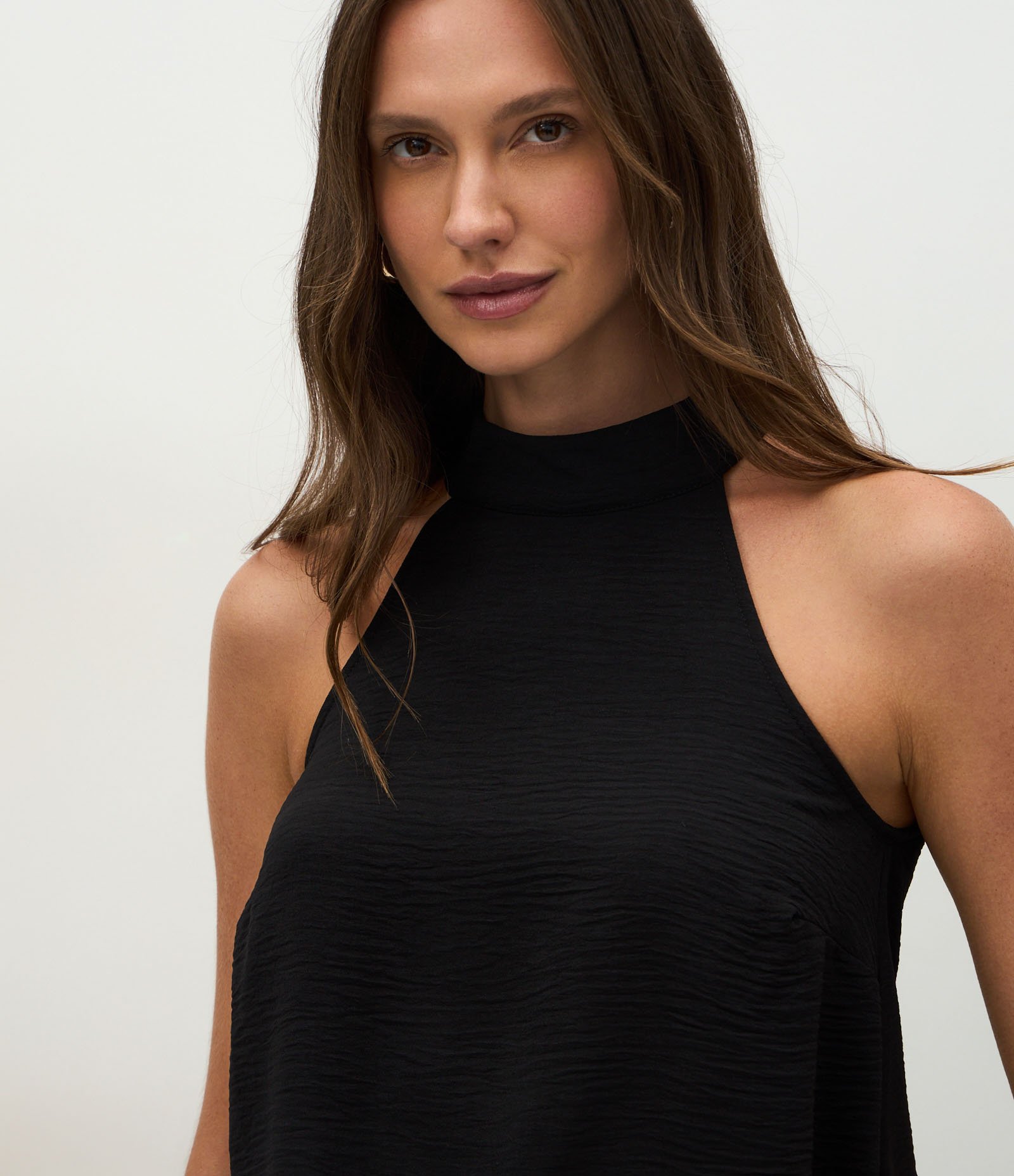 Blusa em Airflow com Gola Halter Preto 2