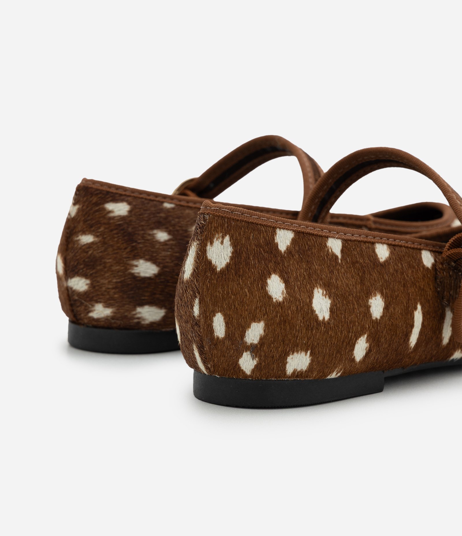 Sapatilha em Couro com Estampa Animal Print Marrom 6