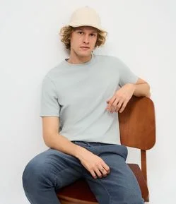 Camiseta Regular em Algodão com Textura Waffle