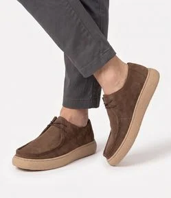 Tênis Casual Moc Toe em Couro Camurça