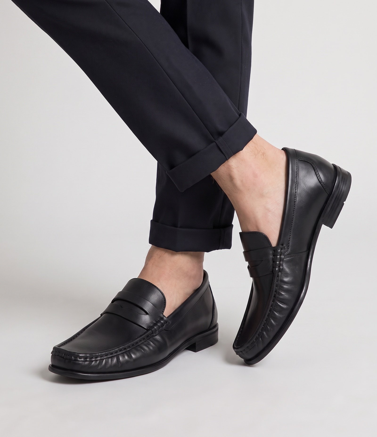 Sapato de Couro Modelo Mocassim Preto 2