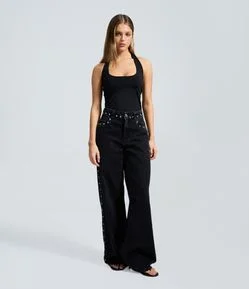 Calça Wide em Jeans com Tachas Laterais e Cintura Média