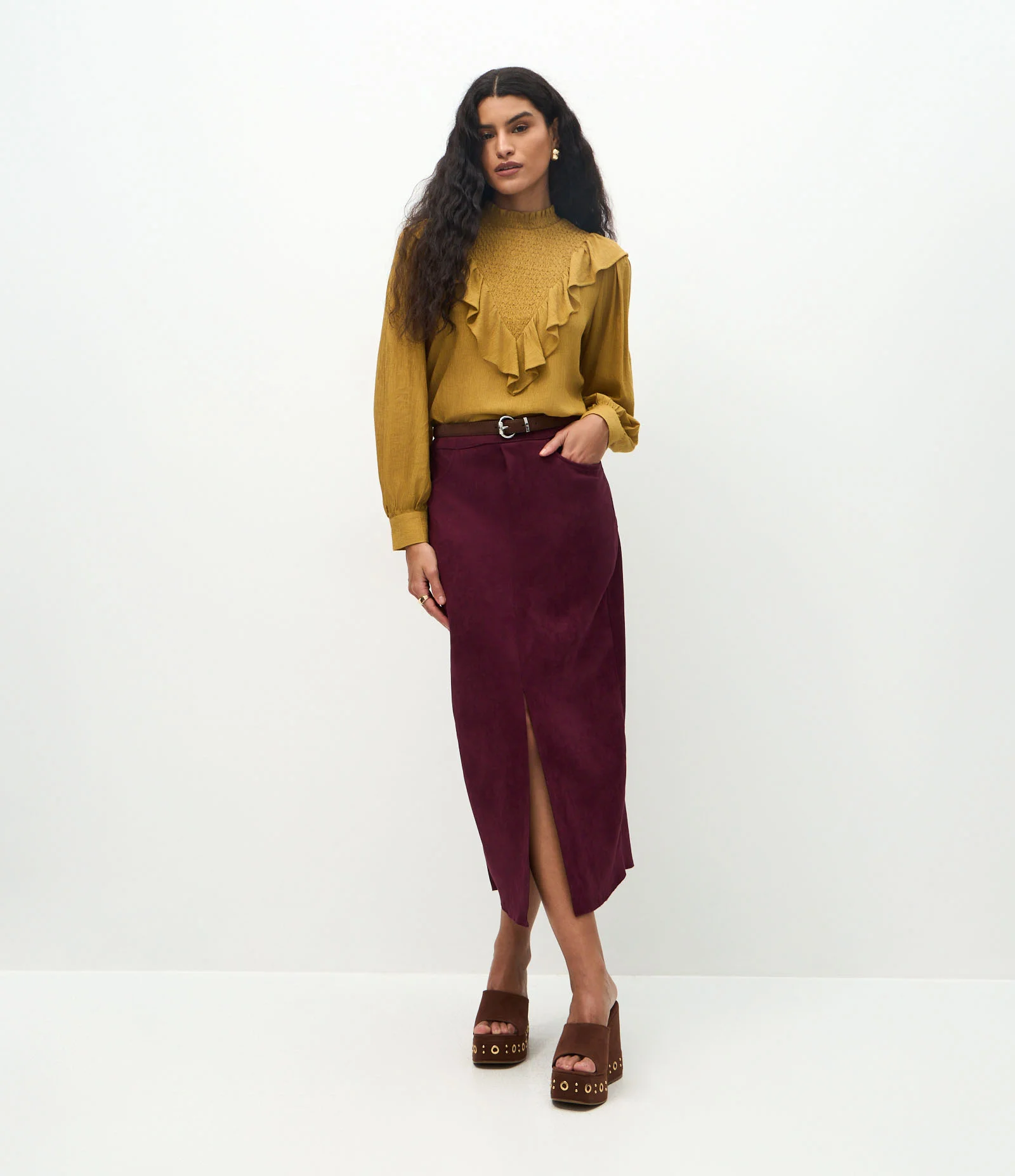 Saia Midi em Suede com Bolsos Vinho 1