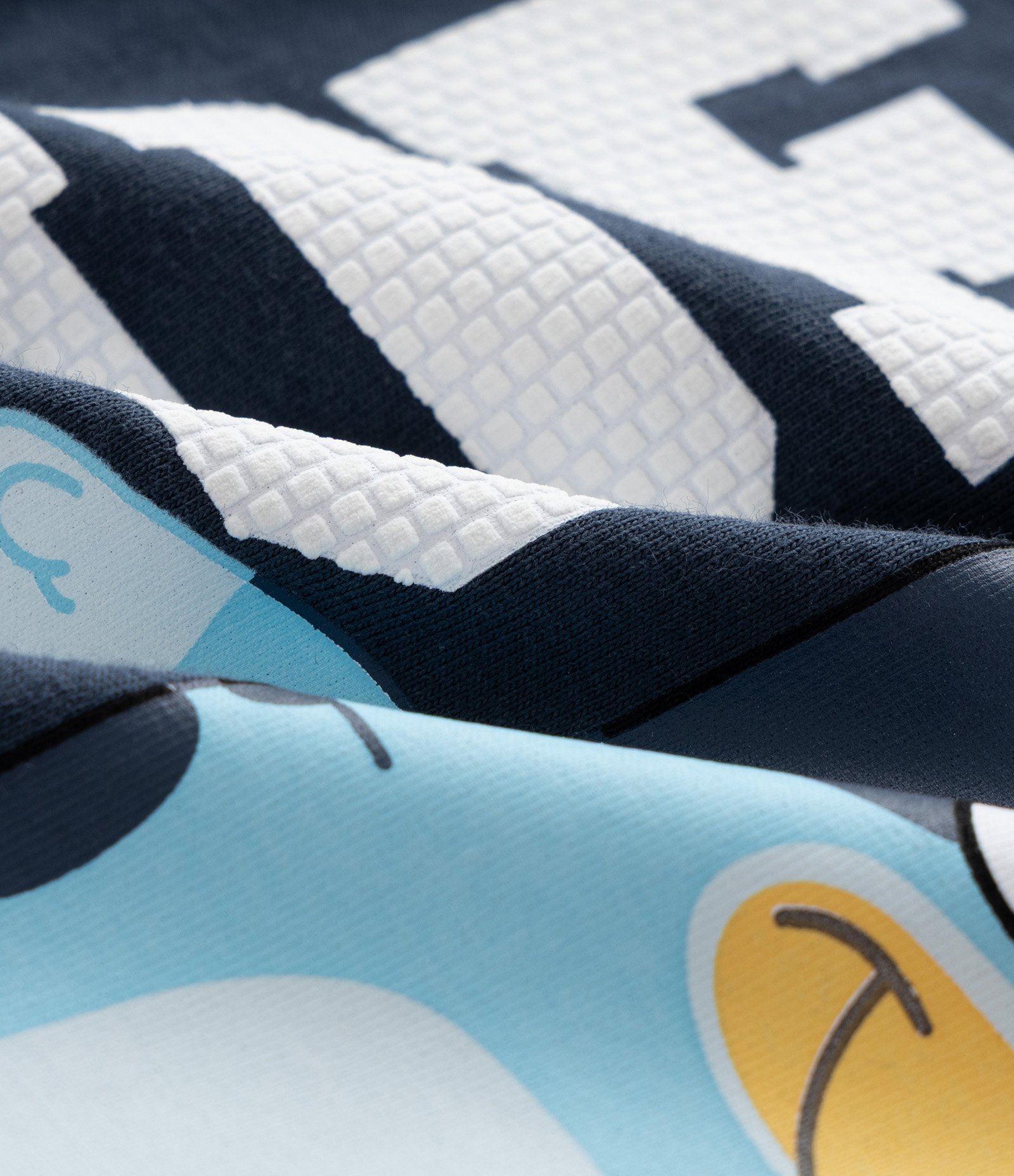 Pijama Infantil em Ribana com Estampa Bluey Futebol – Tam 2 a 8 Anos Azul Marinho/Bege 5