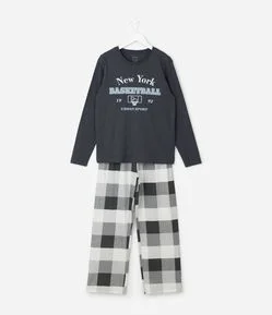 Pijama Infantil com Estampa Basquete e Calça Xadrez – Tam 7 a 16 Anos