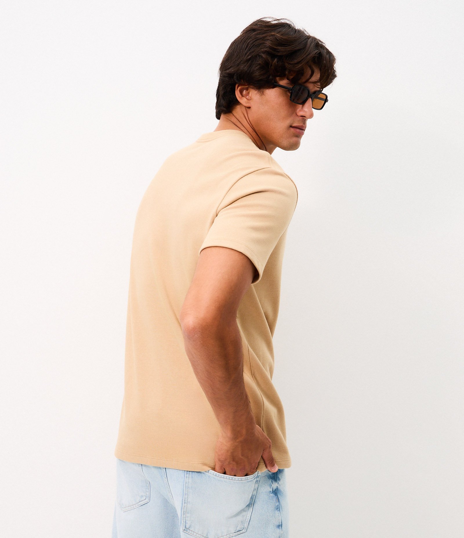 Camiseta Comfort Good Vibes Only Bege 3