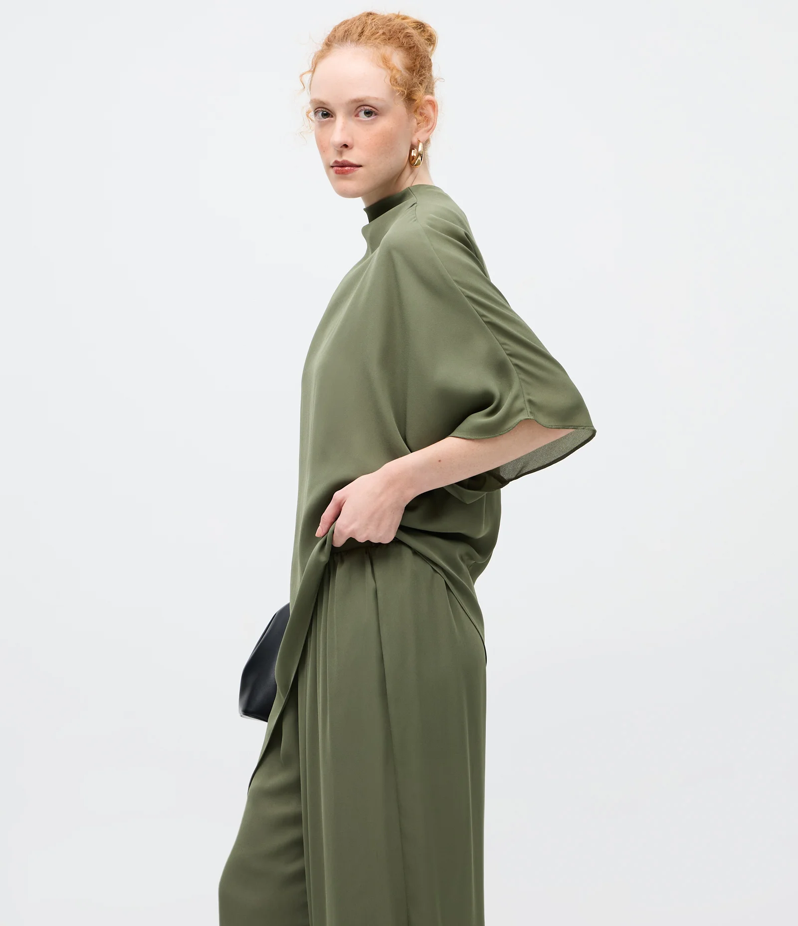 Calça Aladim em Chiffon com Transparência Verde 2