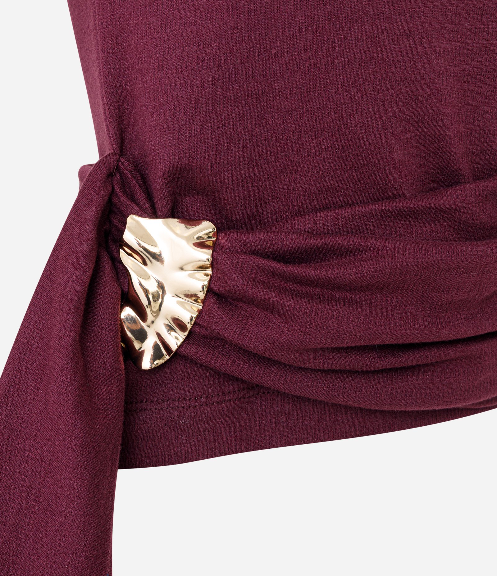 Blusa com Pala Assimétrica e Aviamento Metálico Aplicado Vinho 7