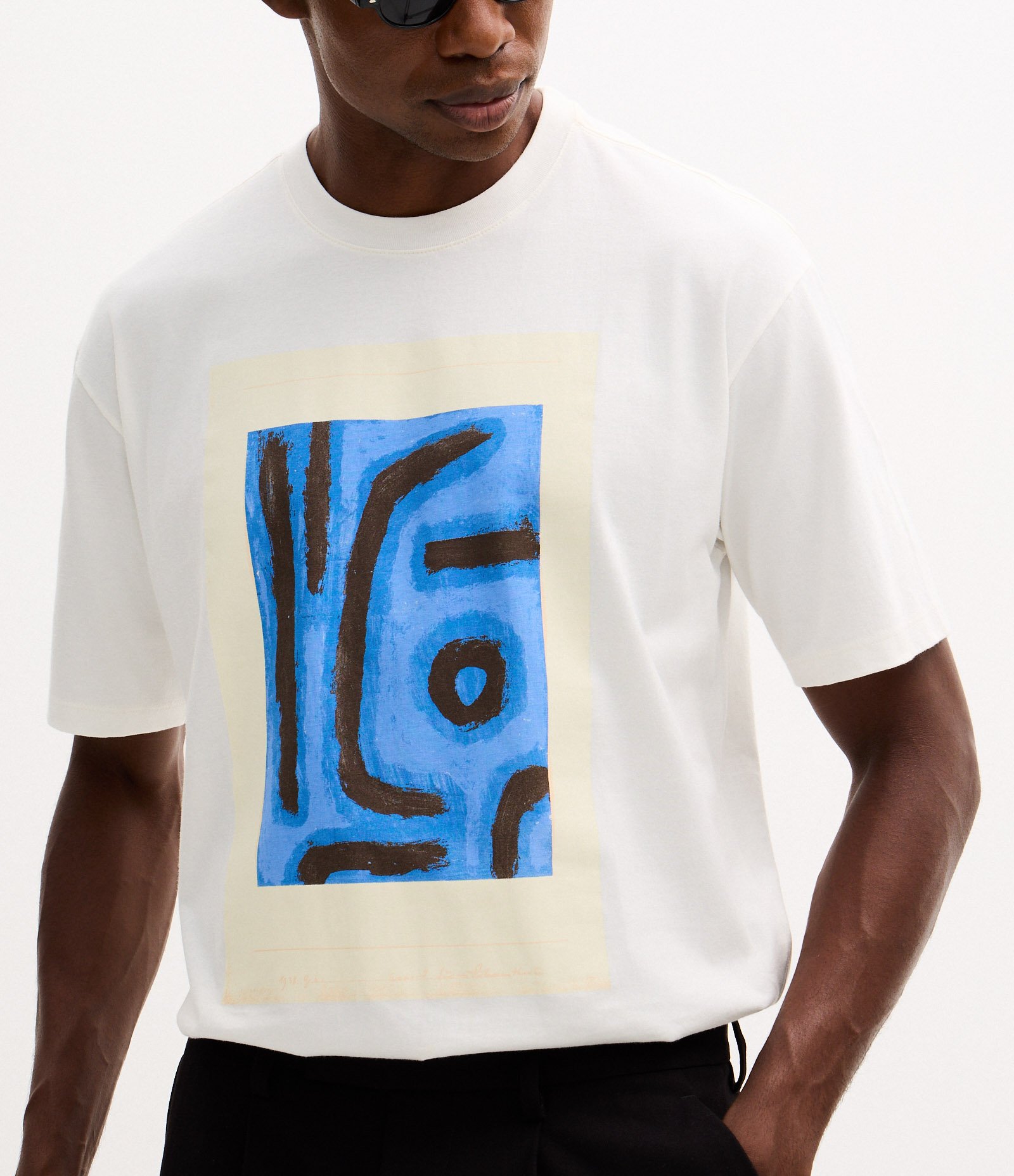 Camiseta Boxy Manga Curta em Algodão com Arte em Silk Branco 3