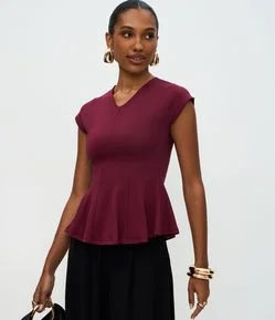 Blusa Manga Curta em Ponto Roma com Decote V