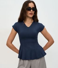Blusa Manga Curta em Ponto Roma com Decote V